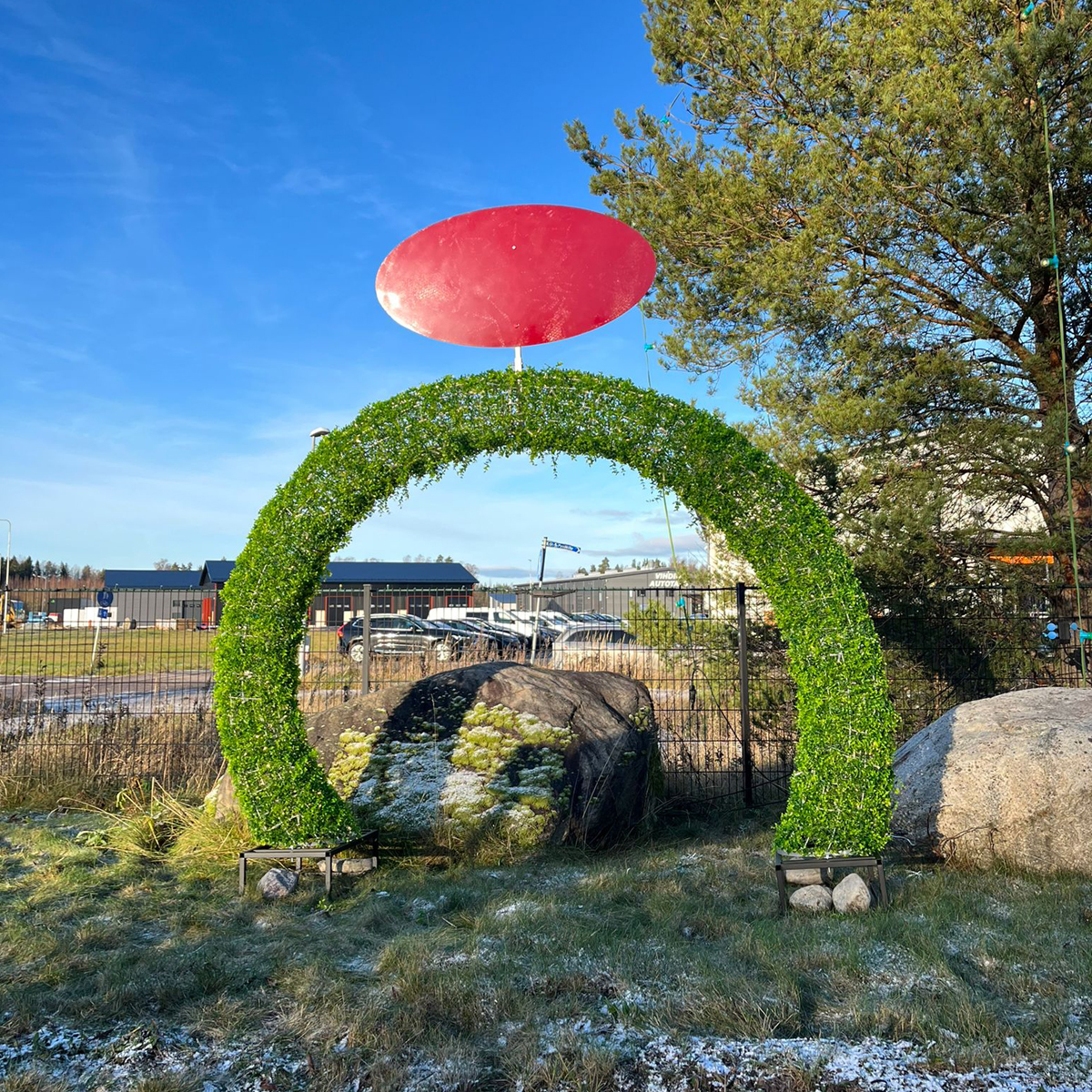 Viherportti Valomotiivi havuportti